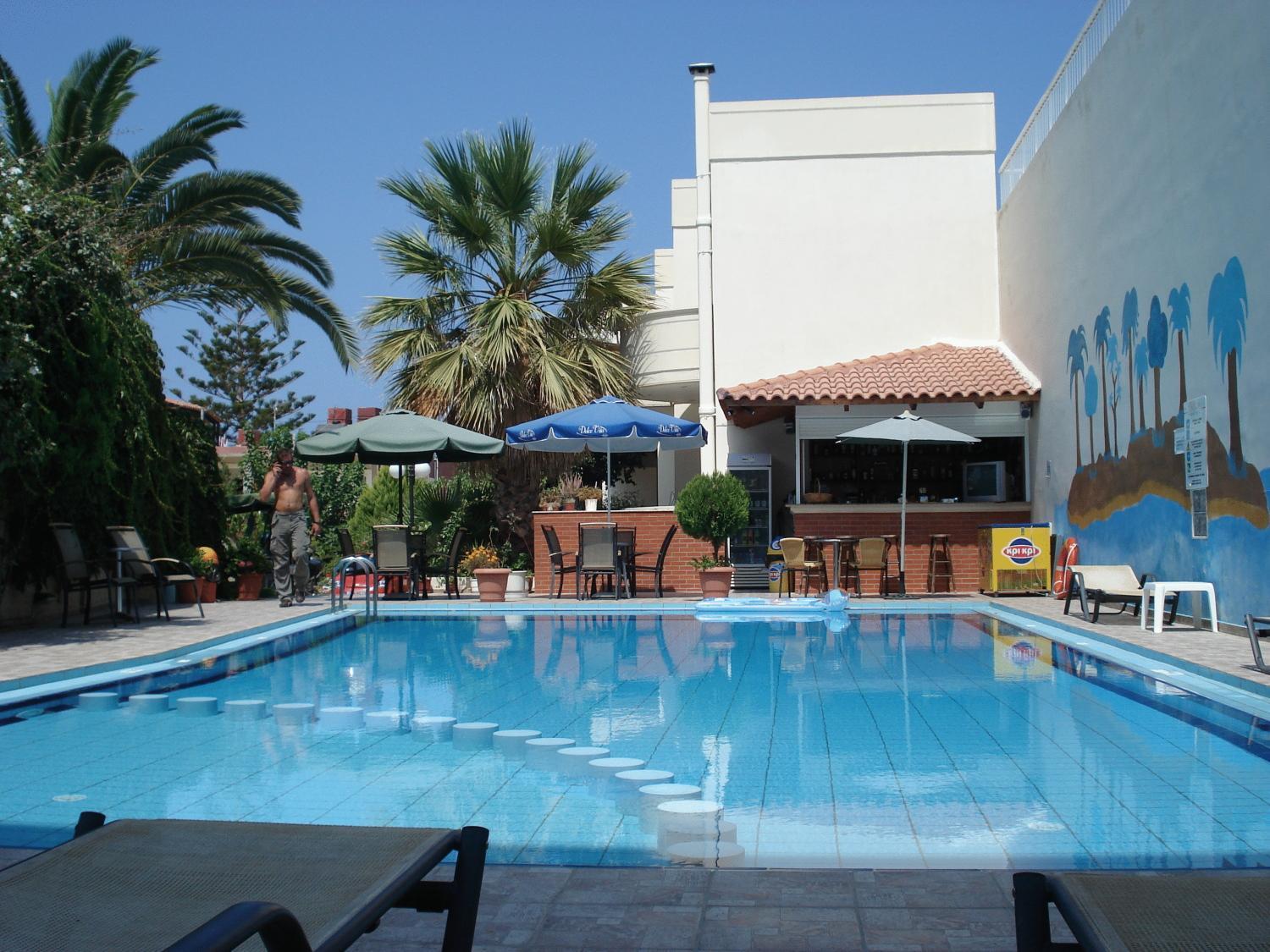 Akatos Hotel Agia Marina  Luaran gambar