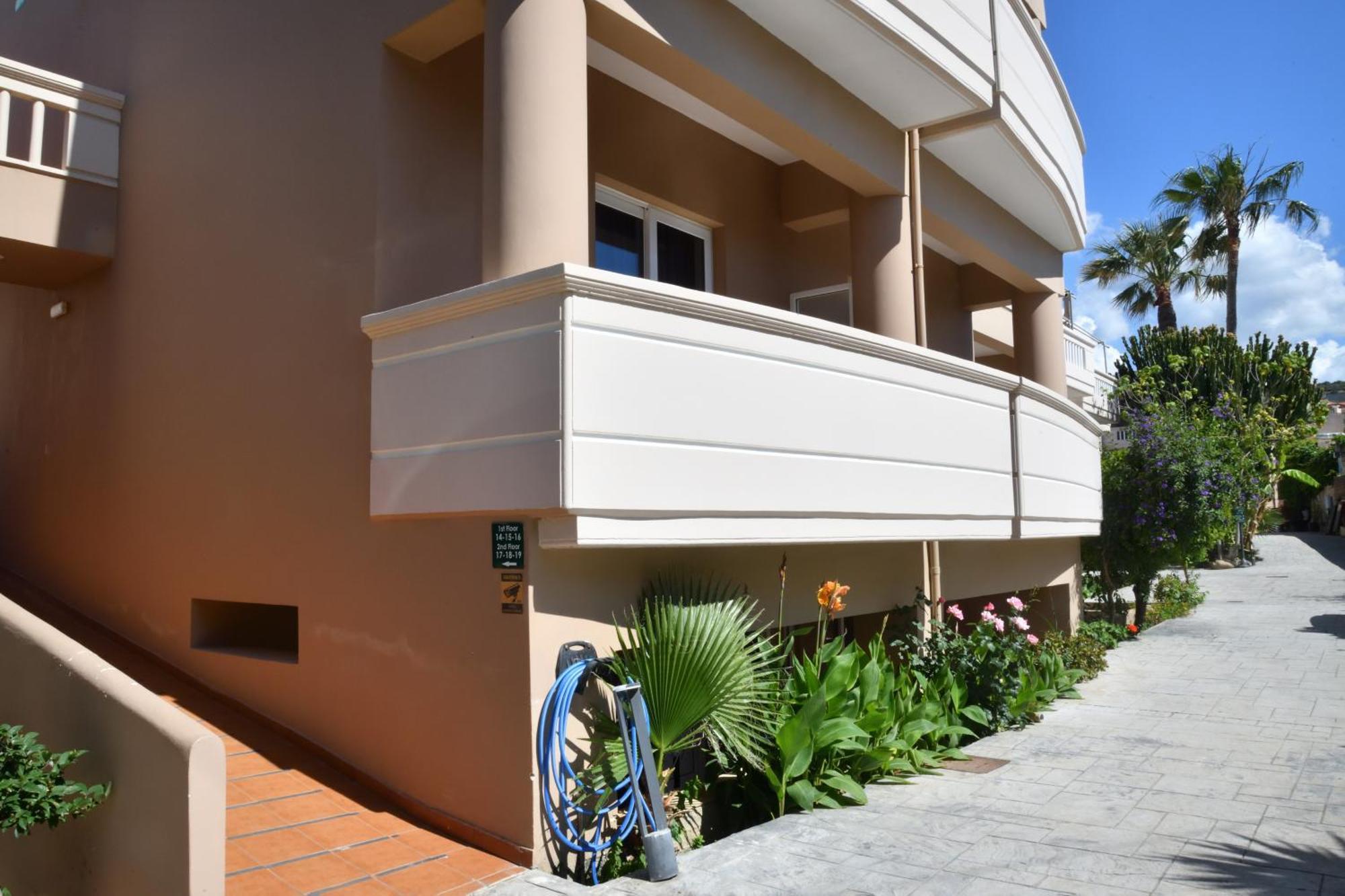 Akatos Hotel Agia Marina  Luaran gambar