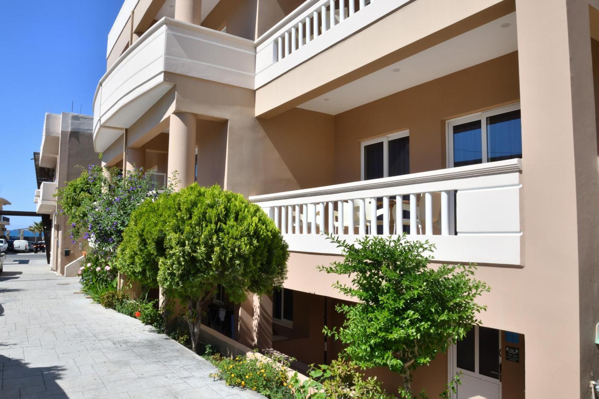 Akatos Hotel Agia Marina  Luaran gambar