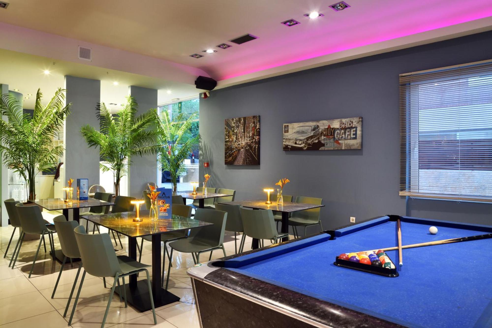 Akatos Hotel Agia Marina  Luaran gambar